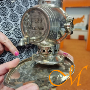 Сувенир, переданный кафедре медицинской статистики и кибернетики 12 февраля 1980 года слушателями цикла «Статистическая обработка материалов научных исследований»